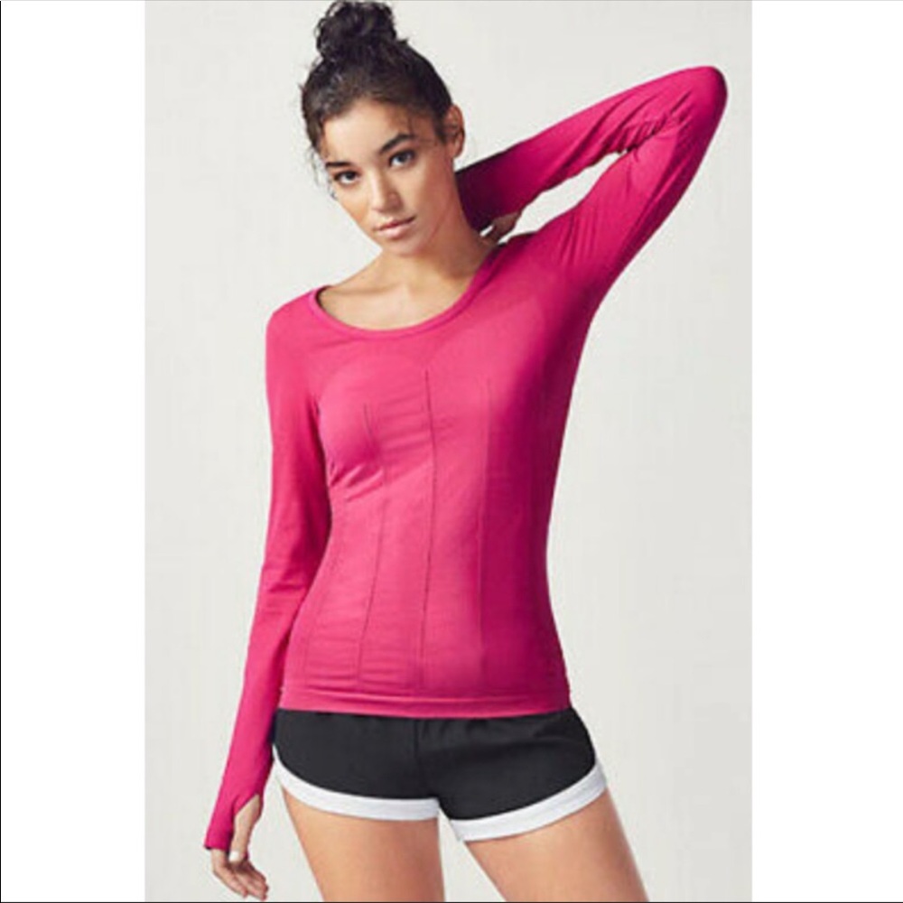 NWT Fabletics Delta L/S Top size Medium
